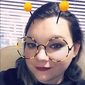 Meet your Posher, Ina